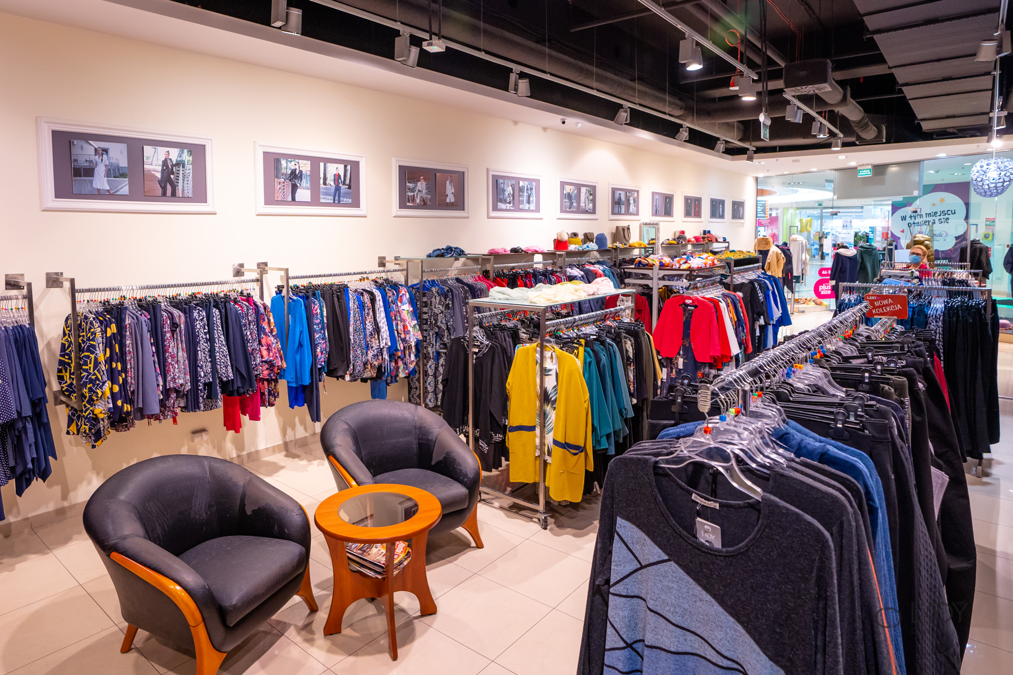 Boutiquen XL Damenbekleidung in großen Größen Umstandsmode Rzeszów Polen
