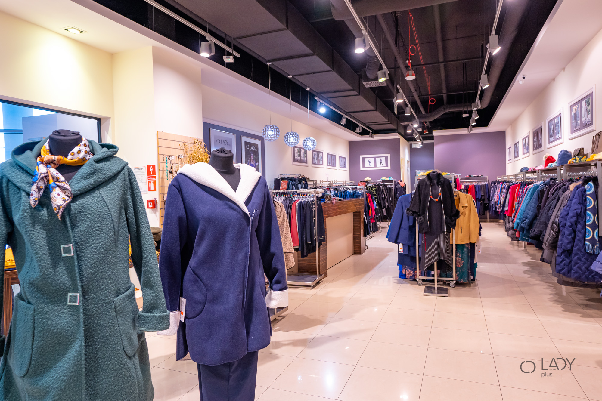 Boutiquen XL Damenbekleidung in großen Größen Umstandsmode Rzeszów Polen