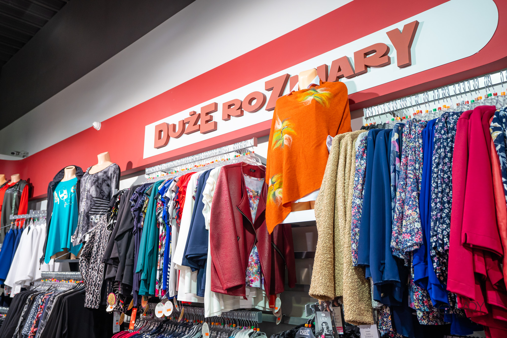 Boutiquen XL Damenbekleidung in großen Größen Umstandsmode Rzeszów Polen